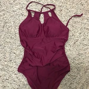 NWT CUPSHE One Piece Burgundy Bathing Suit